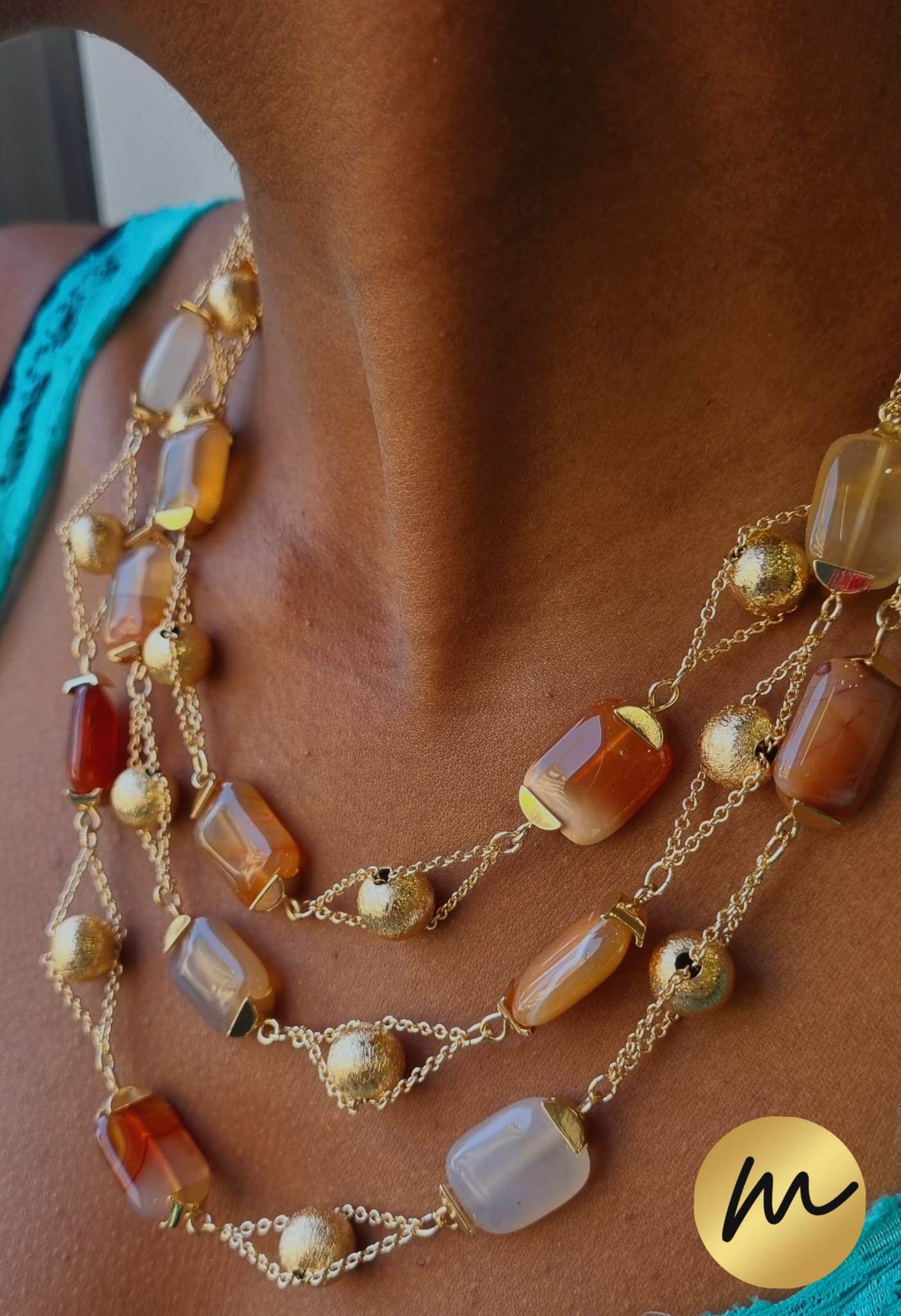 Collana tre fili con pietre dure
